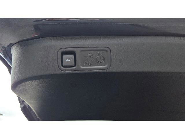 Certified 2021 Ford Expedition Limited image 16