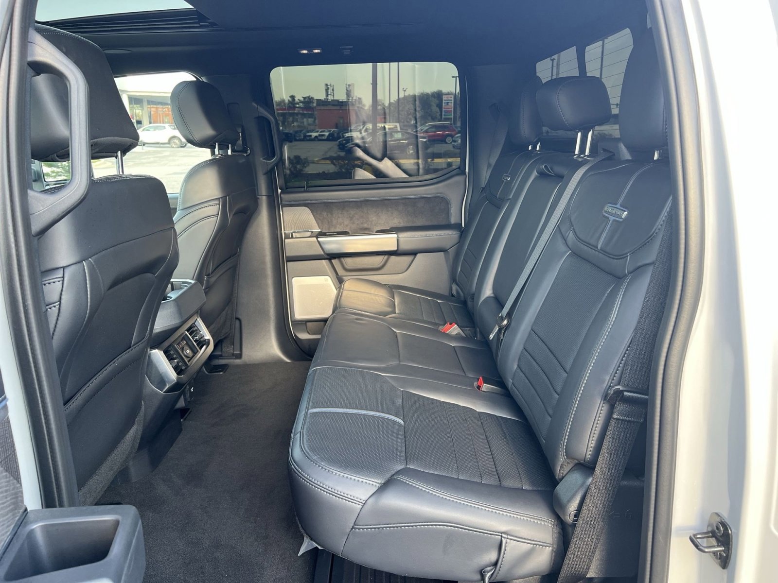 Certified 2025 Ford F350 Platinum w/ Tremor Off-Road Package image 25