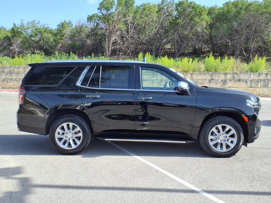 Used 2024 Chevrolet Tahoe Premier w/ Premium Package AWD/4WD image 2