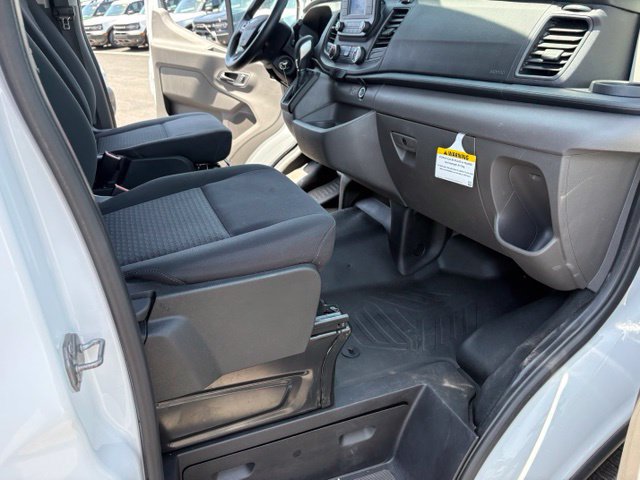 Certified 2025 Ford Transit 250 Low Roof w/ Exterior Upgrade Package RWD image 29