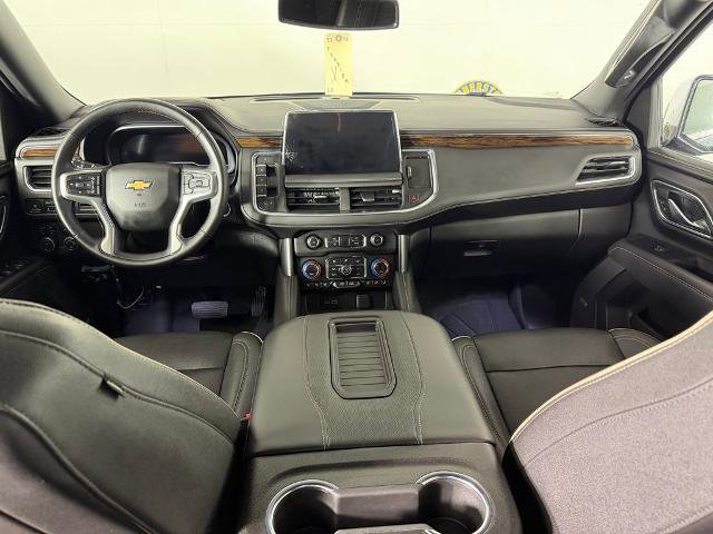Used 2023 Chevrolet Tahoe Premier AWD/4WD image 7