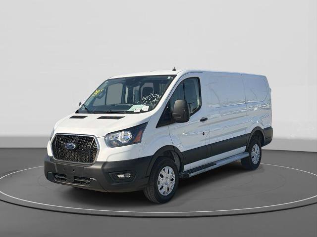 Certified 2025 Ford Transit 250 Low Roof w/ Exterior Upgrade Package RWD image 3