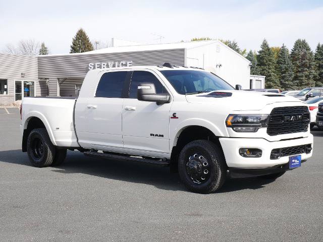 Used 2024 RAM 3500 Limited AWD/4WD image 7