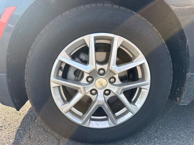Used 2022 Chevrolet Equinox LS w/ LS Convenience Package FWD image 28