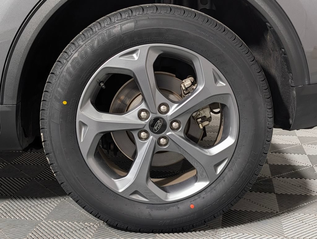 Certified 2025 Ford Escape ST-Line FWD image 28