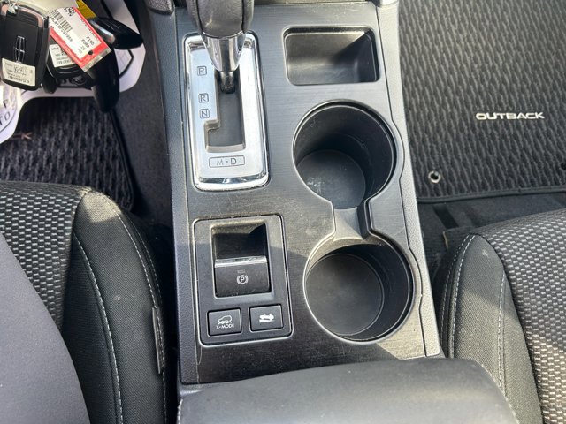Used 2017 Subaru Outback 2.5i Premium image 15