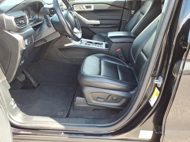 Certified 2022 Ford Explorer XLT w/ Equipment Group 202A image 19
