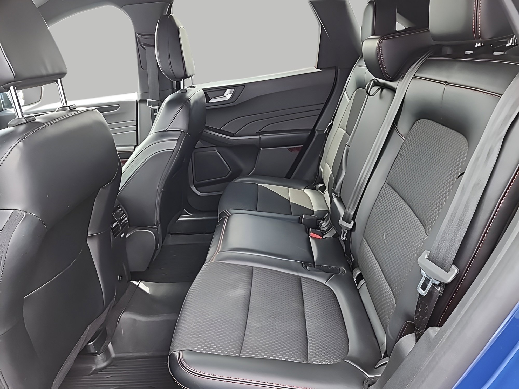 Certified 2023 Ford Escape ST-Line Select w/ Tech Pack #2 AWD/4WD image 15