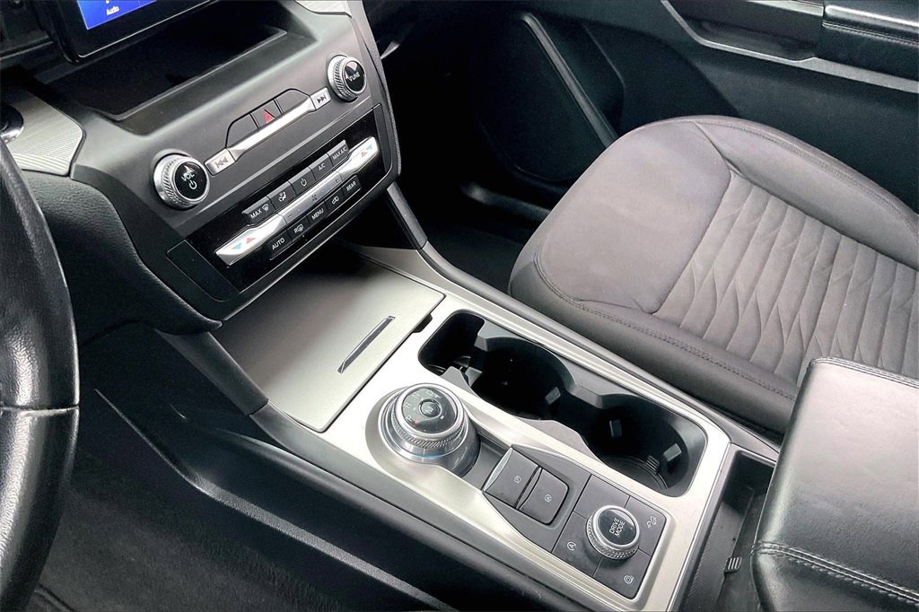 Certified 2020 Ford Explorer XLT image 15