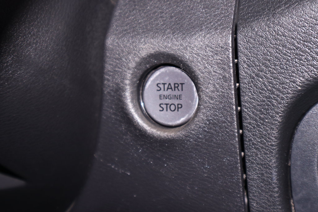Used 2022 Nissan Frontier S w/ Technology Package AWD/4WD image 23