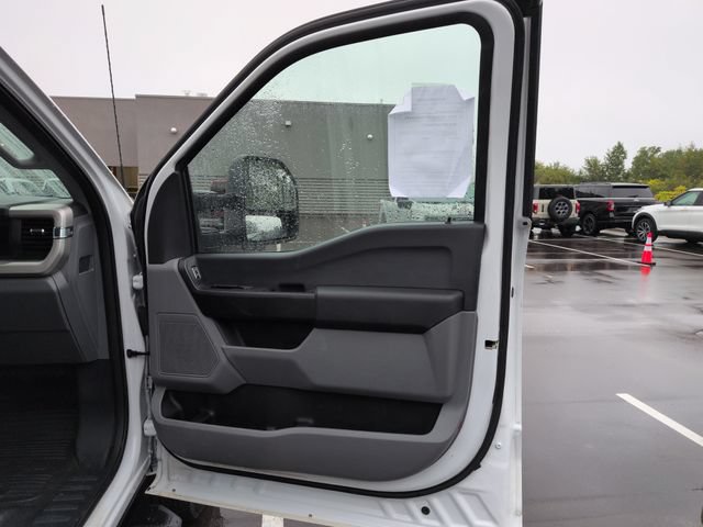Certified 2024 Ford F250 XL w/ Snow Plow Prep Package AWD/4WD image 14