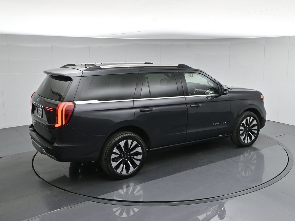 Certified 2025 Ford Expedition Platinum w/ Driver's Package AWD/4WD image 46