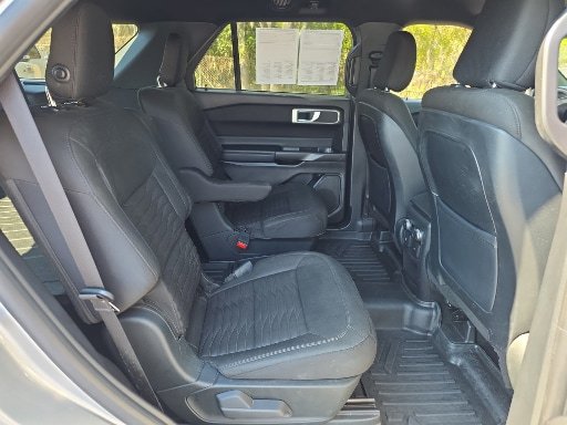 Certified 2020 Ford Explorer XLT RWD image 16