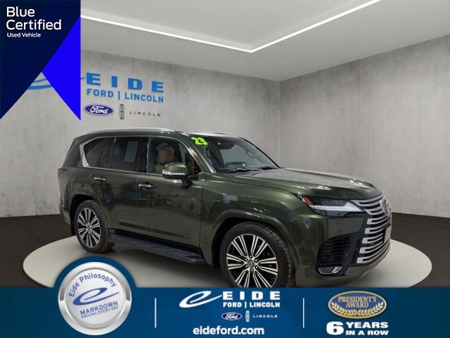 Used 2023 Lexus LX 600 4WD w/ Accessory Package (Z1)