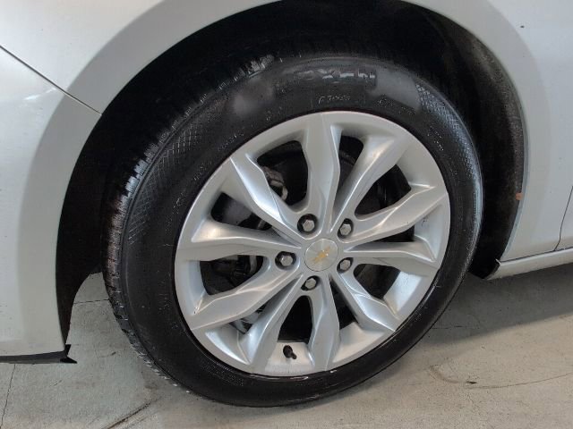 Certified 2022 Chevrolet Malibu LT FWD image 9