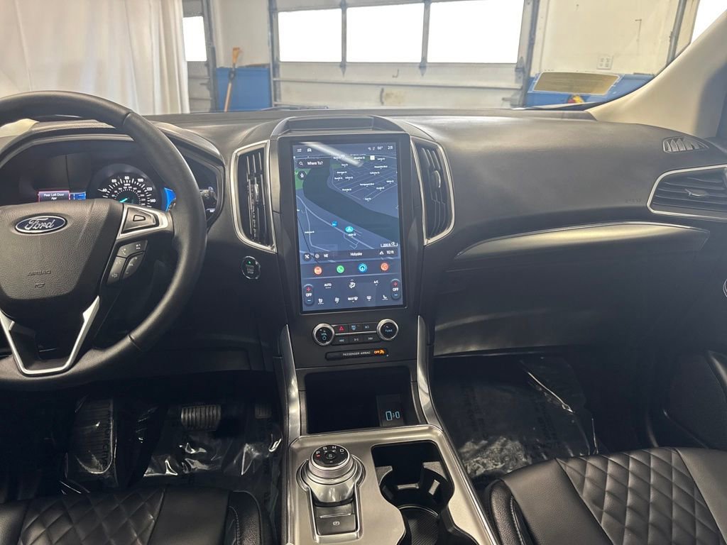 Certified 2023 Ford Edge Titanium image 16