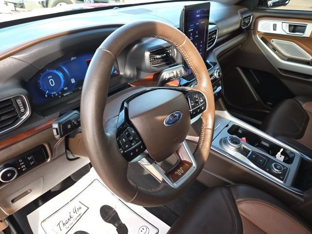 Certified 2024 Ford Explorer King Ranch w/ Technology Package AWD/4WD image 31