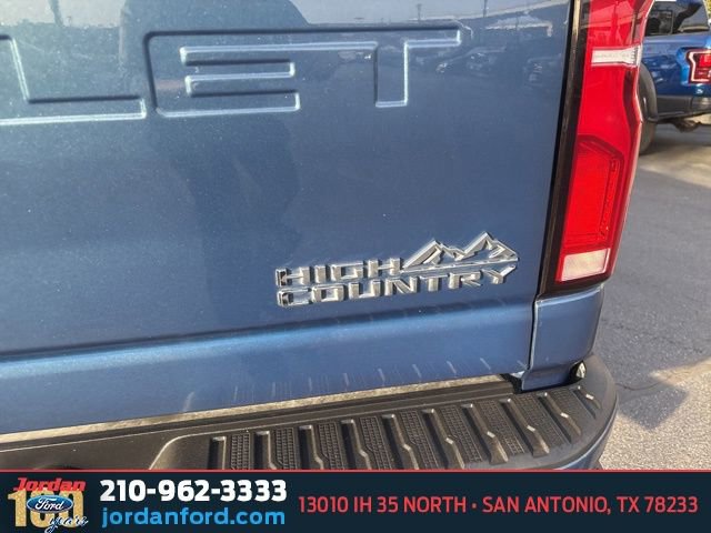 Used 2025 Chevrolet Silverado 2500 High Country w/ High Country Premium Package image 11