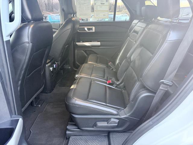 Certified 2022 Ford Explorer XLT w/ Equipment Group 202A image 21