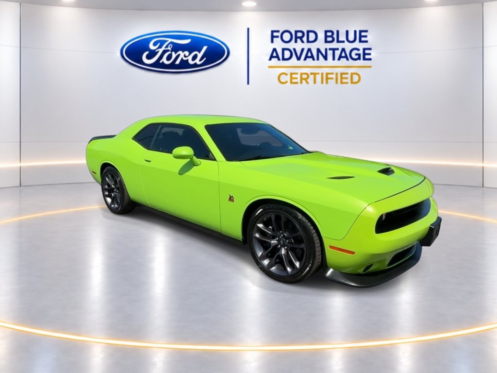 Used 2023 Dodge Challenger R/T Scat Pack w/ Plus Package RWD image 2