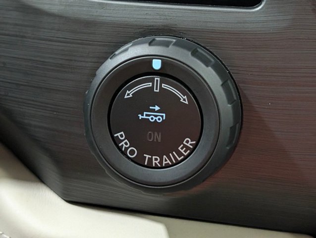 Certified 2024 Ford Expedition Platinum AWD/4WD image 7