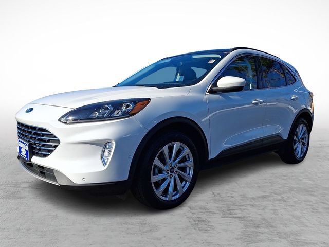 Certified 2022 Ford Escape Titanium w/ Titanium Elite Package image 3