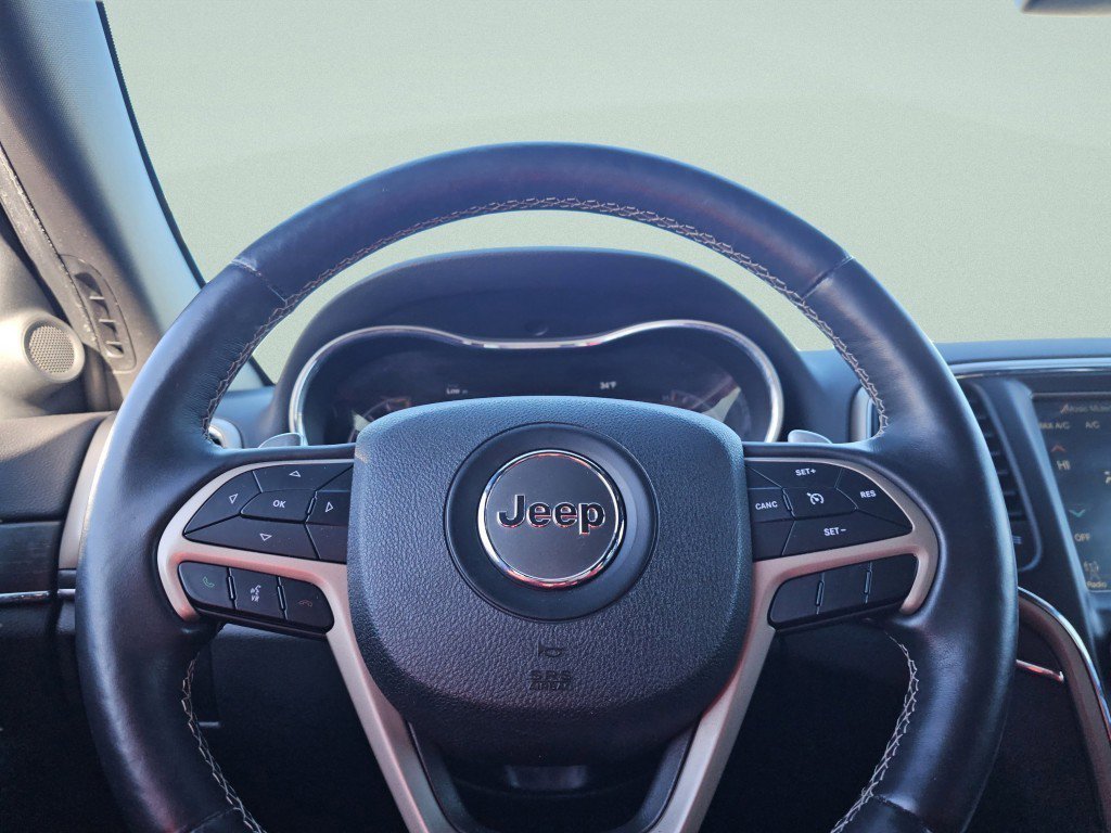 Used 2017 Jeep Grand Cherokee Limited w/ Trailer Tow Group IV image 29