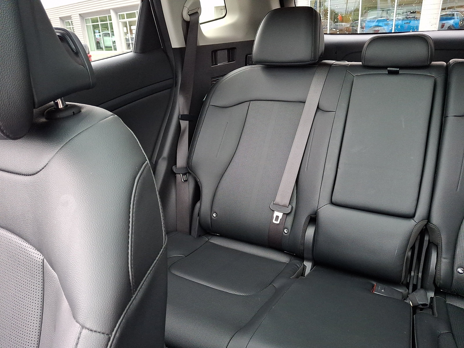 Used 2026 Kia Sportage EX w/ EX Panorama Roof Package FWD image 17