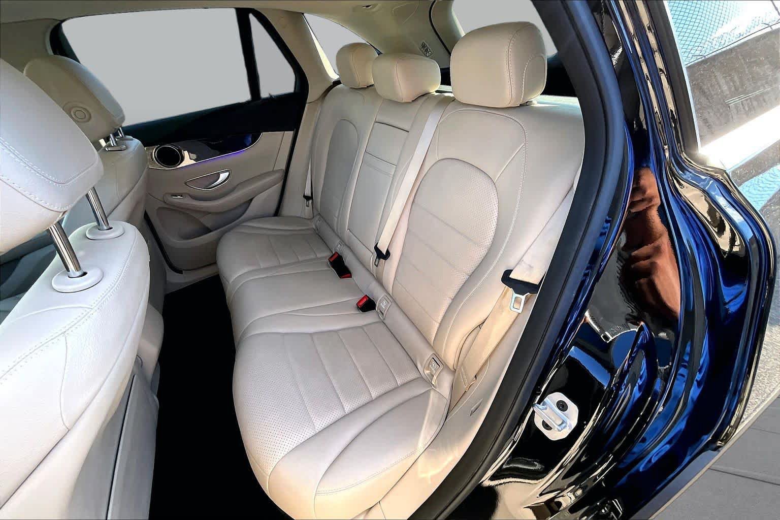 Used 2021 Mercedes-Benz GLC 300 image 21