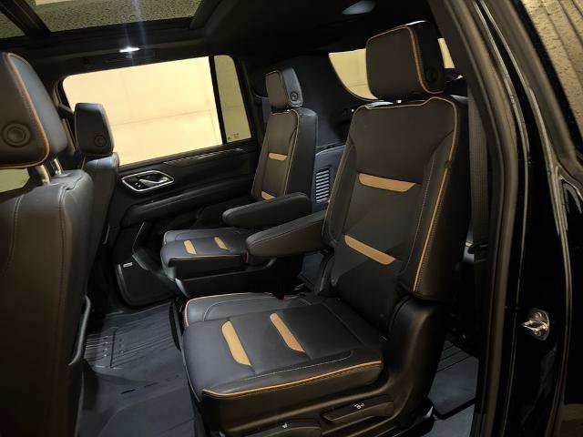 Used 2024 GMC Yukon XL AT4 w/ Technology Package AWD/4WD image 33