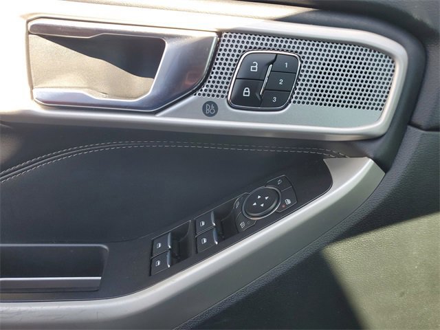 Certified 2021 Ford Explorer Limited w/ Hybrid Equipment Group 310A image 18