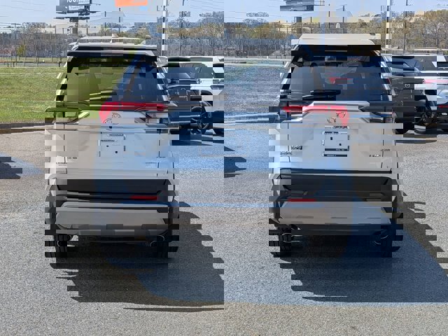 Used 2025 Toyota RAV4 Limited w/ Weather Package image 4