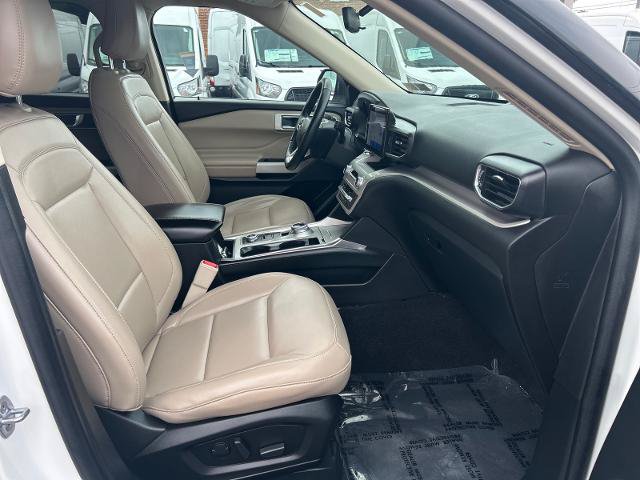 Certified 2023 Ford Explorer XLT w/ Equipment Group 202A AWD/4WD image 20
