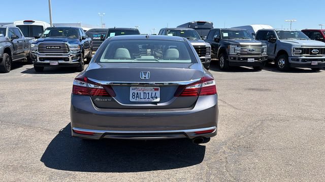 Used 2017 Honda Accord EX-L image 4