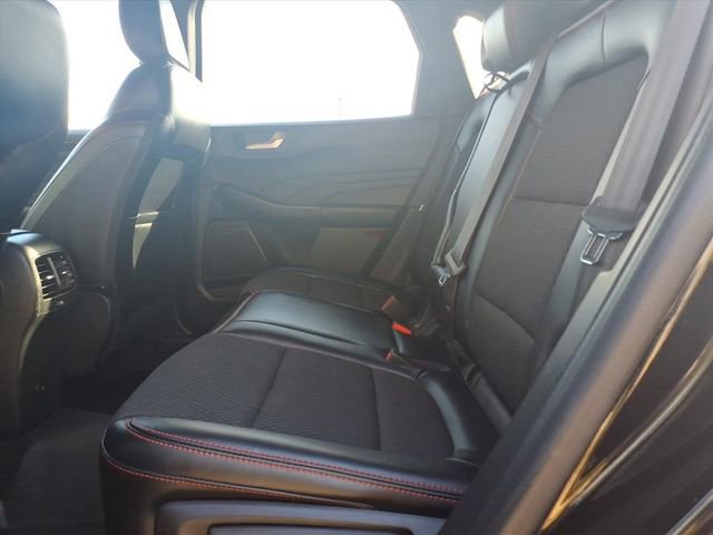 Certified 2023 Ford Escape ST-Line Select w/ Tech Pack #2 image 11