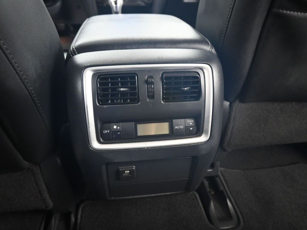 Used 2019 INFINITI QX60 Luxe w/ Essential Package image 50