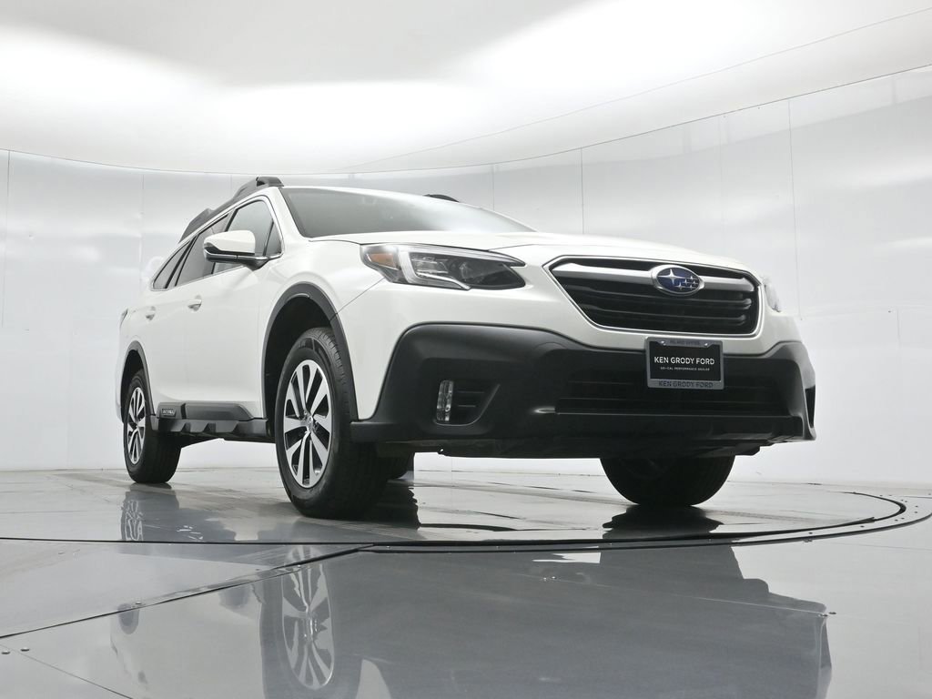 Used 2021 Subaru Outback Premium image 6