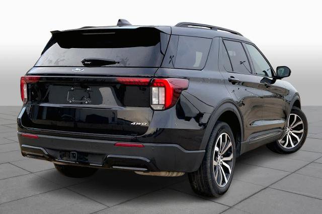 Certified 2025 Ford Explorer ST-Line image 4