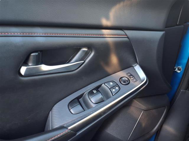 Used 2025 Nissan Sentra SR FWD image 14