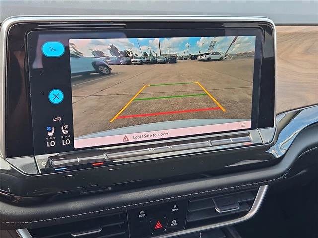 Used 2025 Volkswagen Atlas SE FWD image 13