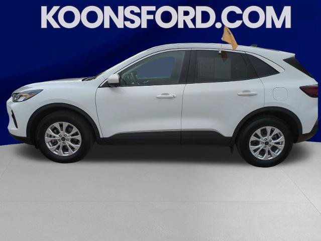 Certified 2023 Ford Escape Active w/ Tech Pack #2 AWD/4WD image 2
