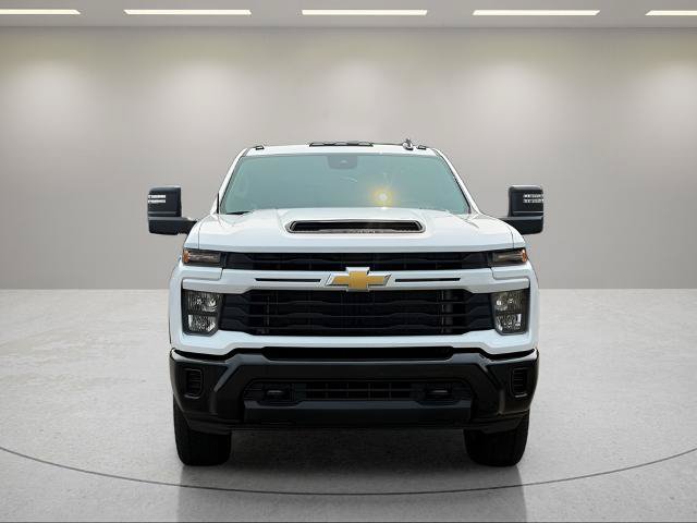 Used 2025 Chevrolet Silverado 2500 Custom w/ Custom Convenience Package AWD/4WD image 2