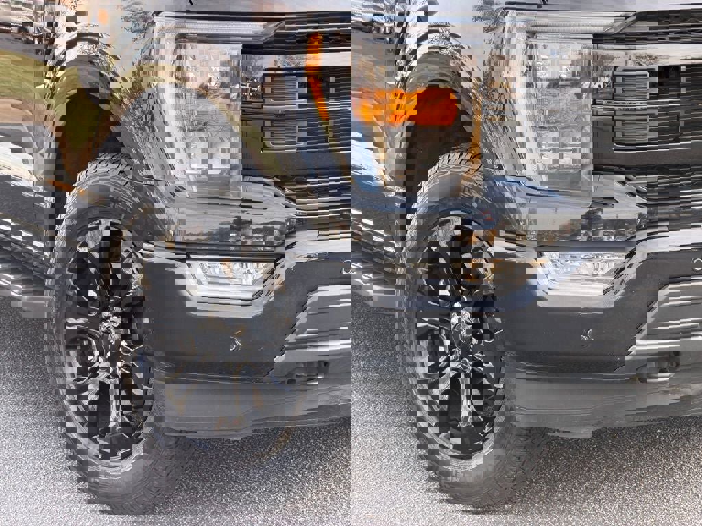 Certified 2023 Ford F150 XLT w/ Equipment Group 302A High image 10