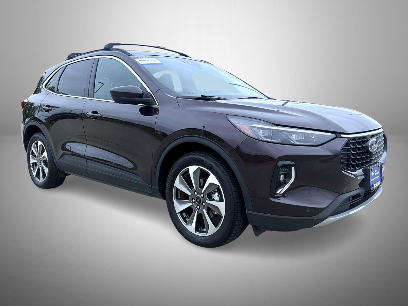 Certified 2023 Ford Escape Platinum AWD/4WD image 3