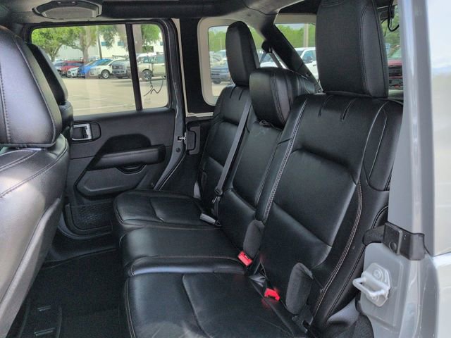 Used 2022 Jeep Wrangler Unlimited Rubicon w/ Xtreme Recon 35" Tire Package AWD/4WD image 14