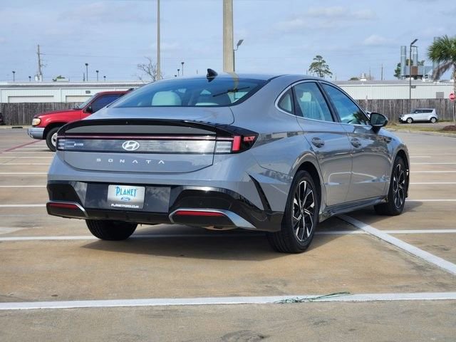 Used 2024 Hyundai Sonata SEL image 3