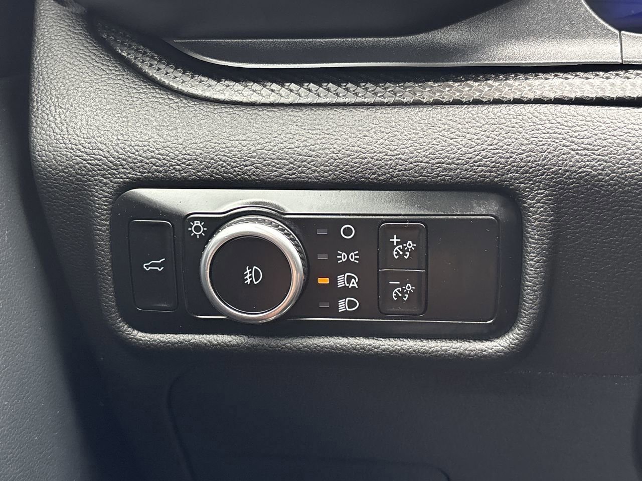 Certified 2023 Ford Explorer ST w/ Equipment Group 401A AWD/4WD image 35