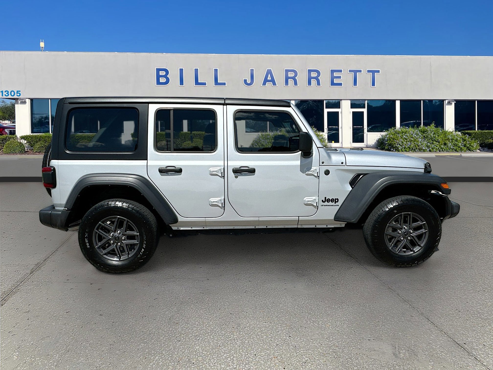 Used 2024 Jeep Wrangler Sport S AWD/4WD image 6