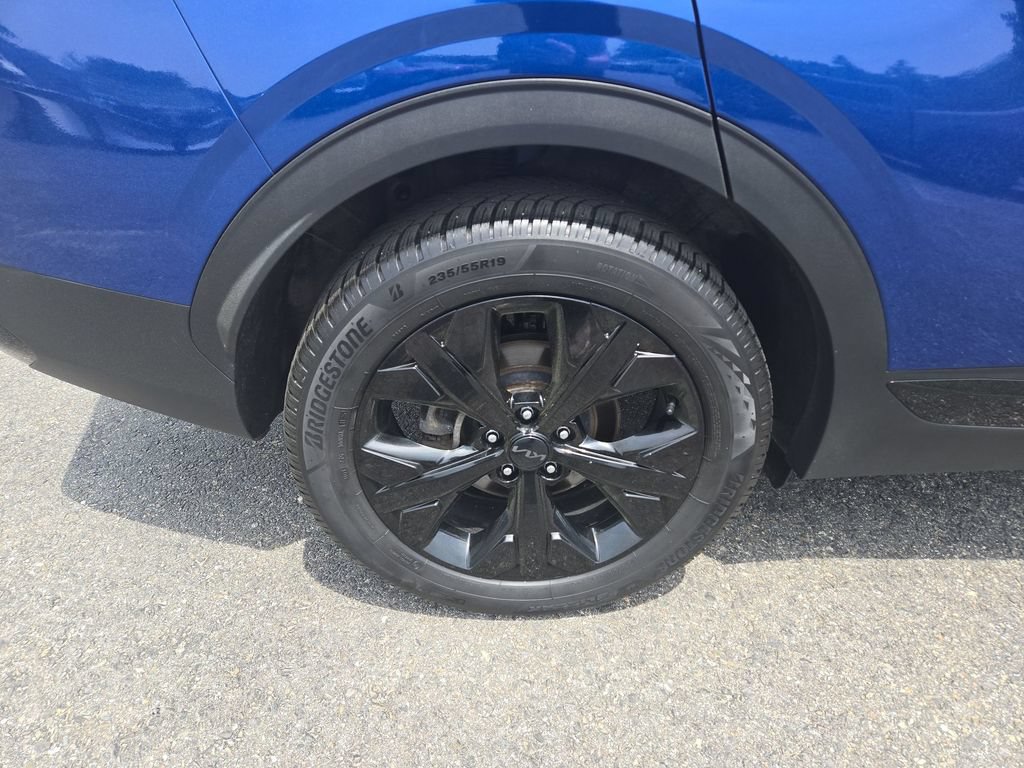 Used 2025 Kia Sportage X-Line w/ Premium Package AWD/4WD image 2