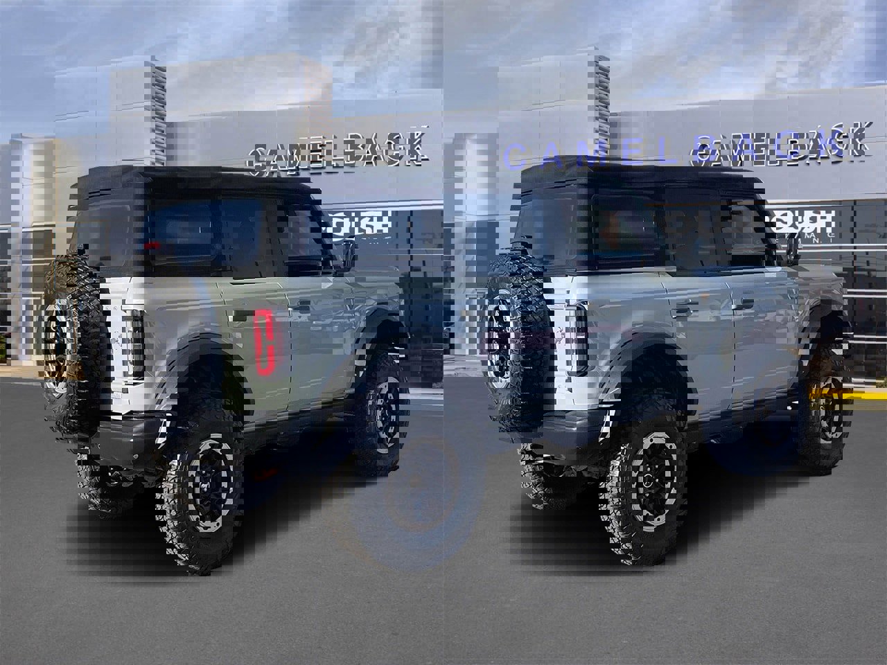 Certified 2022 Ford Bronco Badlands image 6